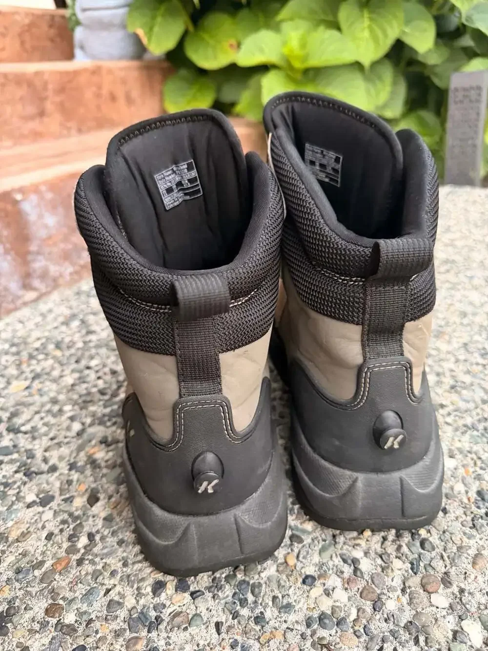 Korkers Midsized Wading Boots Men's Size 13 with OmniTrax Interchangeable Soles